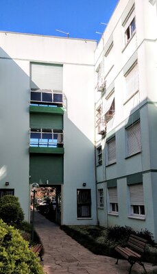 Apartamento na Cavalhada com estacionamento privativo!